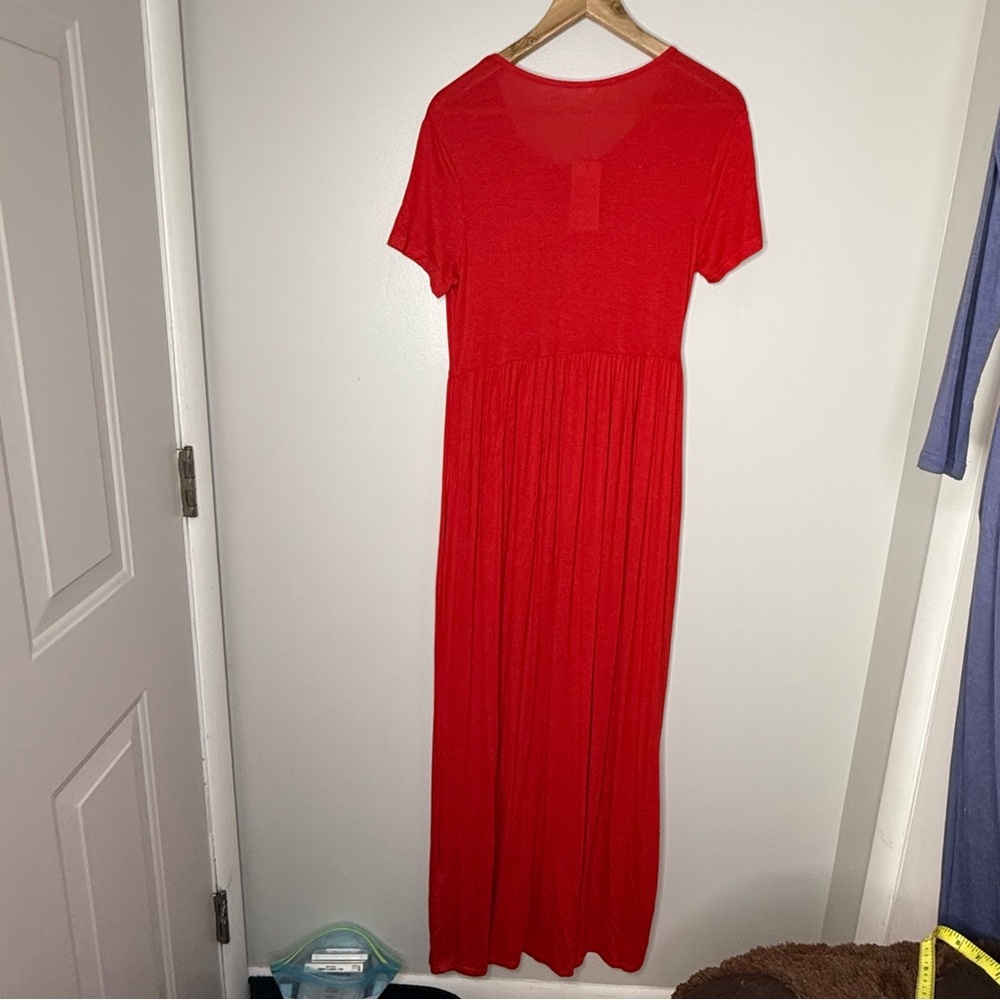Red Maxi Dress Women’s Size Medium Short Sleeve - Picture 5 of 5